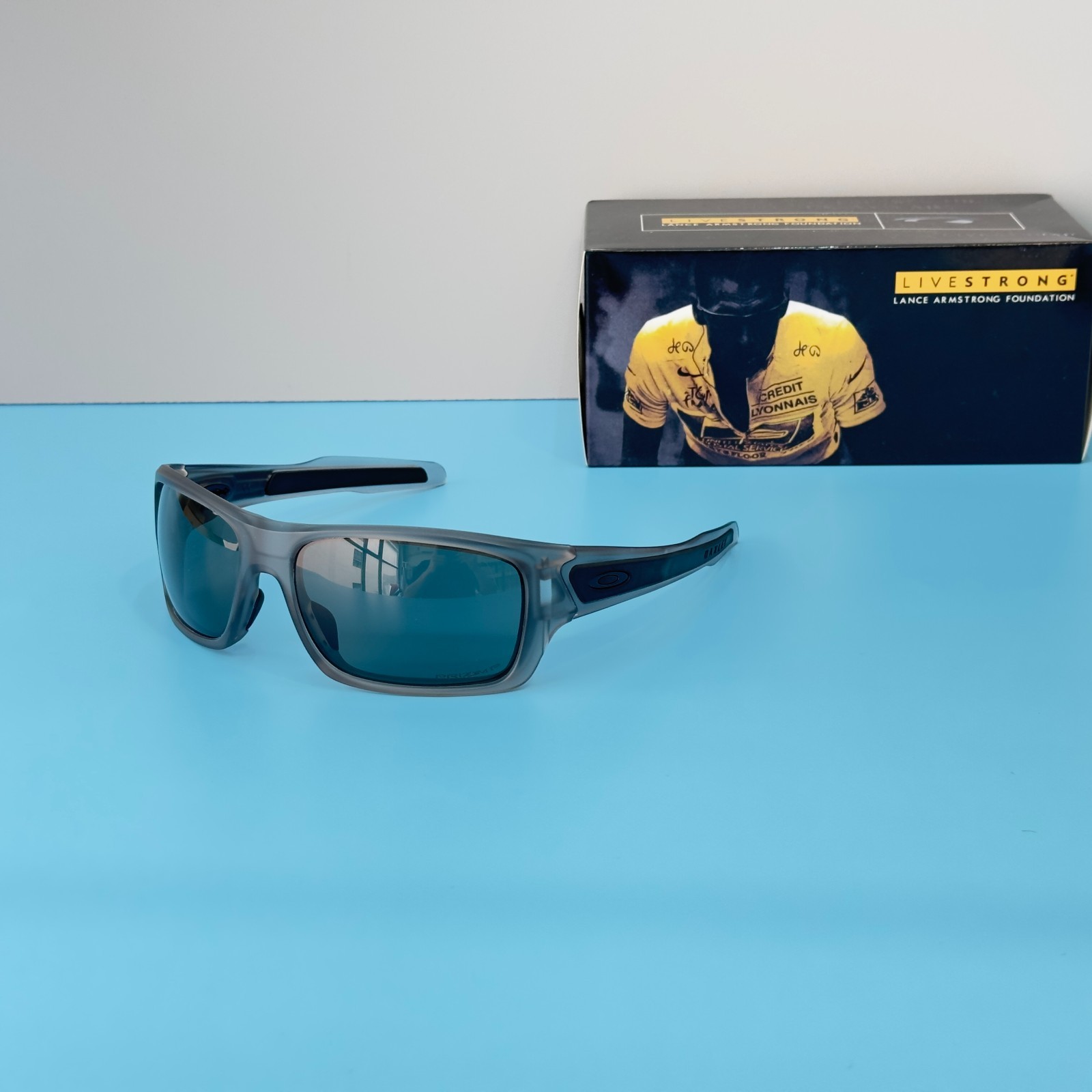 Oakley Turbine Rotor OO9263 Gray Smoke Black Prizm Black Sunglasses