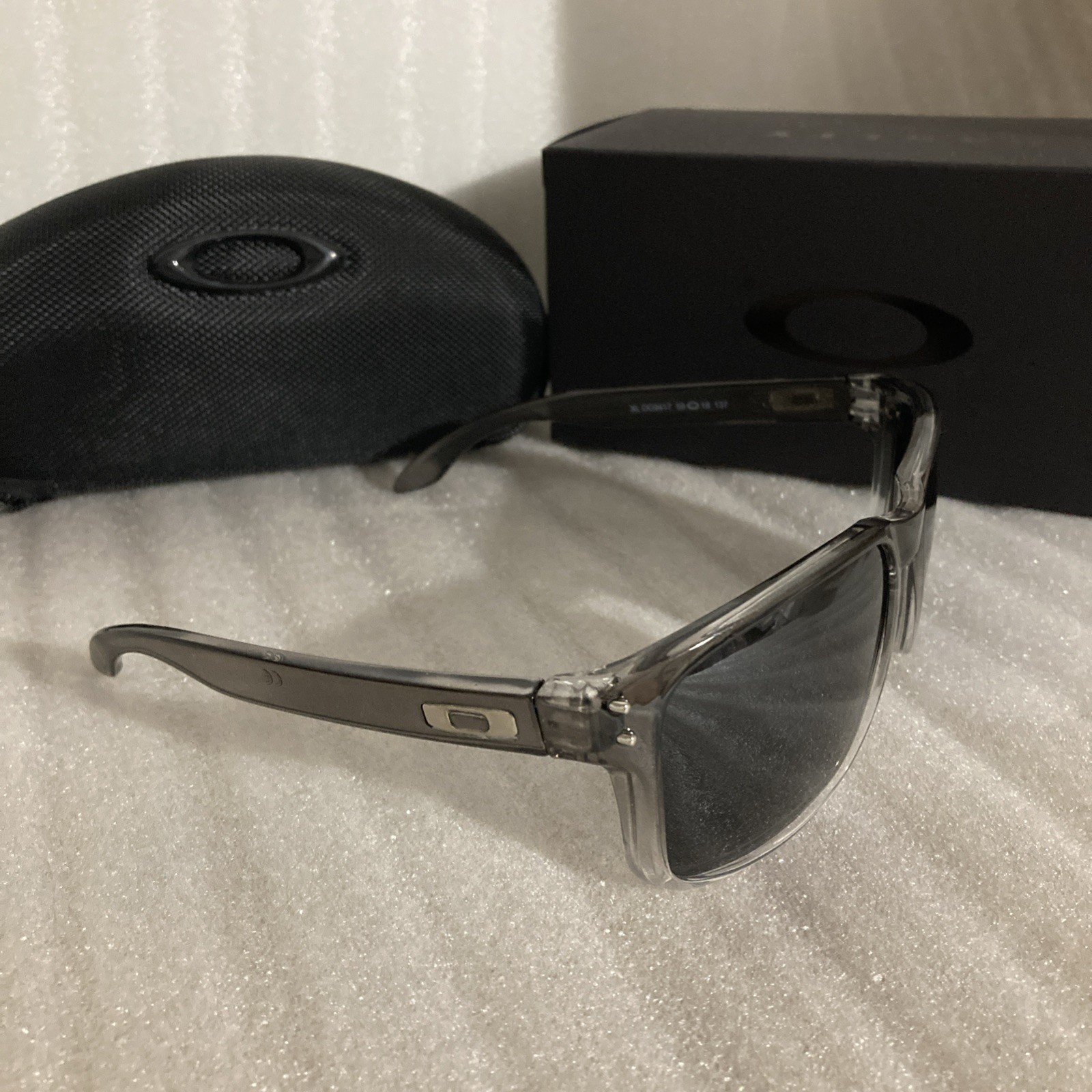 Oakley Men’s Holbrook XL Square Sunglasses Polarized New With Case