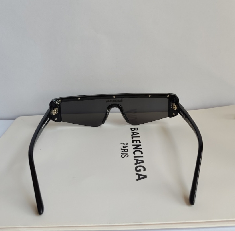 Authentic Balenciaga BB0003S 001 Sunglasses Black Frame Grey Lens 99mm Unisex