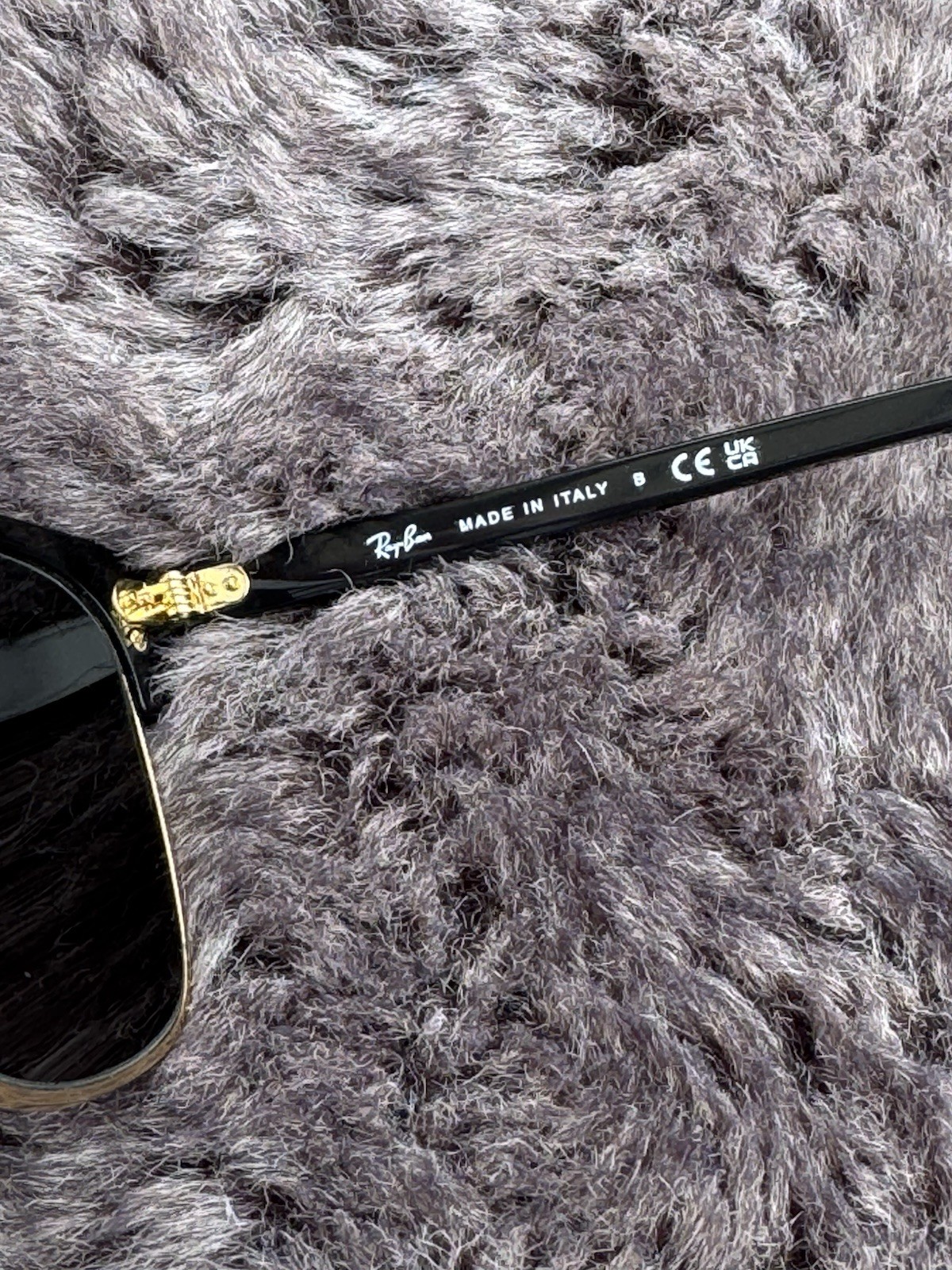 Ray-Ban Clubmaster Black/Gold / G-15 Green 55 mm Sunglasses RB3016 W0365 55-21