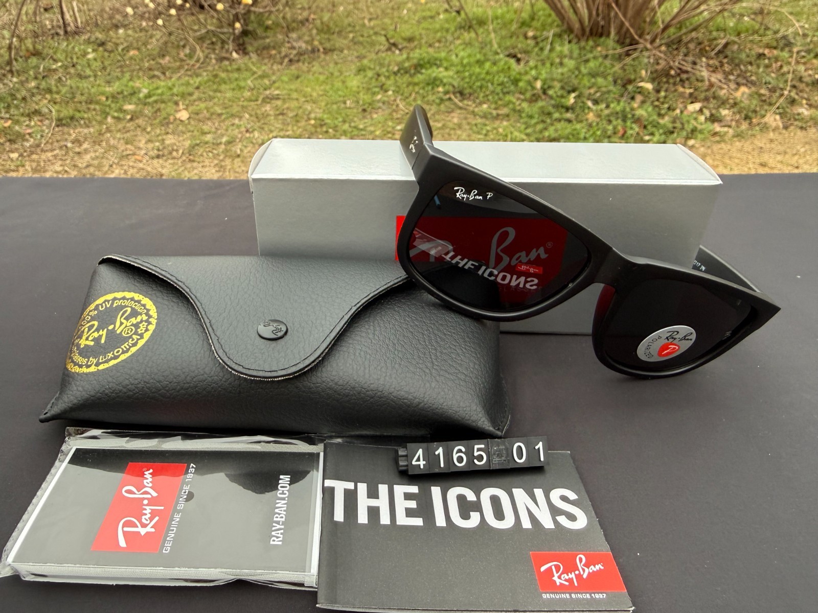 RAY-BAN RB4165 Justin Sunglasses Black Frame Polarized Grey Lens
