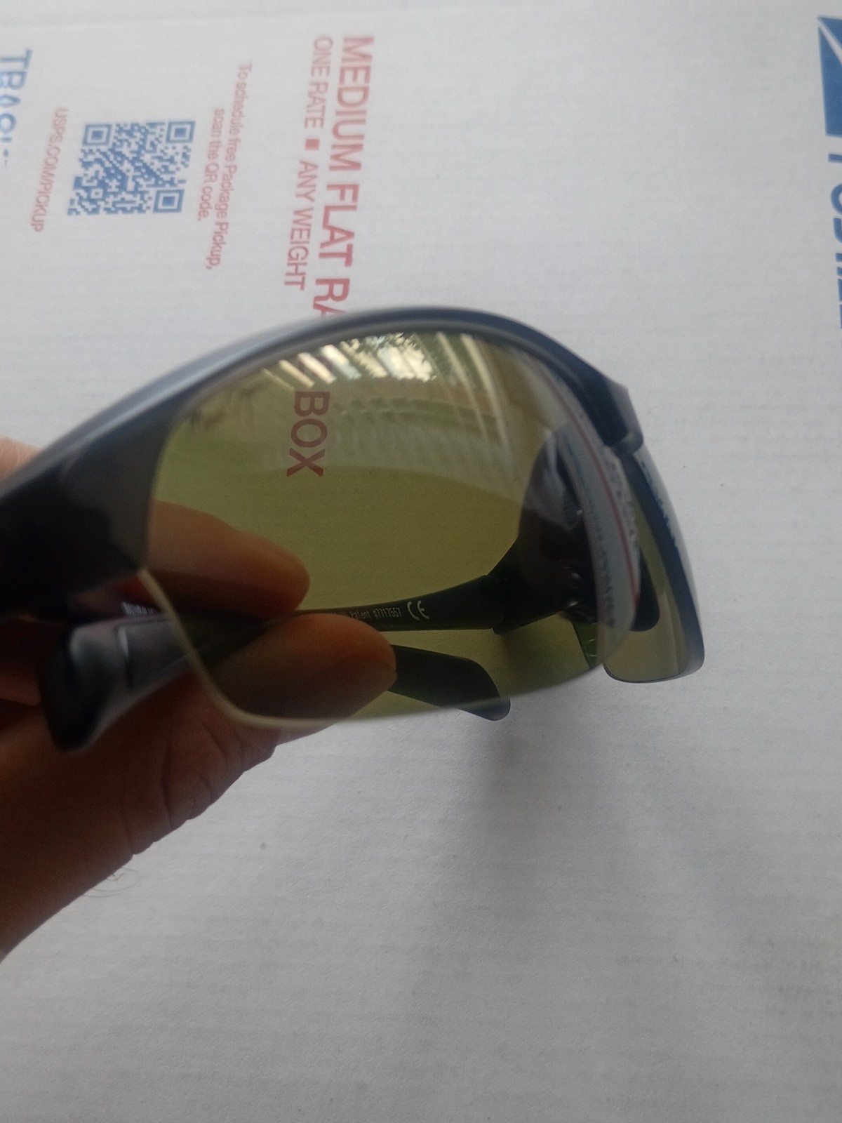 Maui Jim River Jetty Wrap Sunglasses Lightweight Black Frame Green Tinted