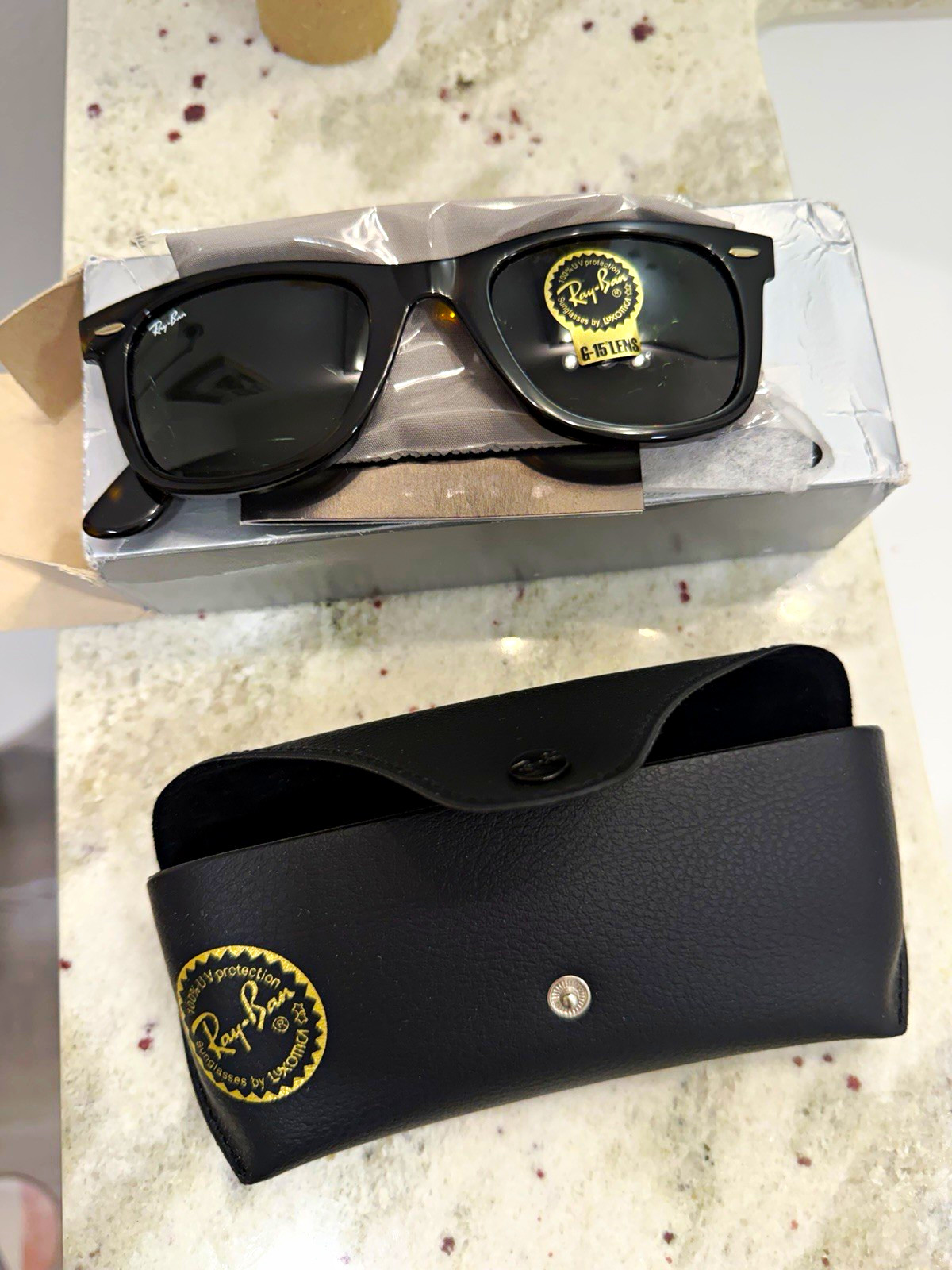 Ray-Ban ORB2140 Wayfarer Sunglasses G-15 Green Glass Lenses Black 150mm