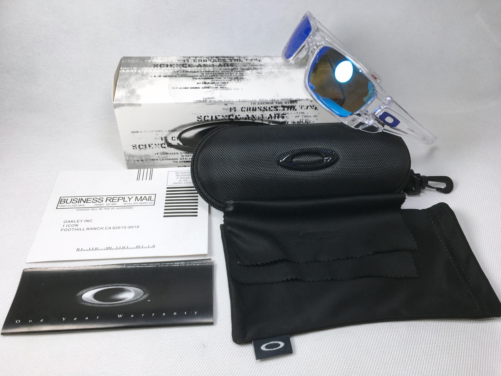 Oakley OO9096-03 FUEL CELL Matte transparent /Blue Polarized Sunglasses