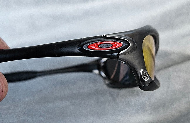 Oakley Splice Sunglasses Gunmetal Black Frame FIRE lense, NEW.