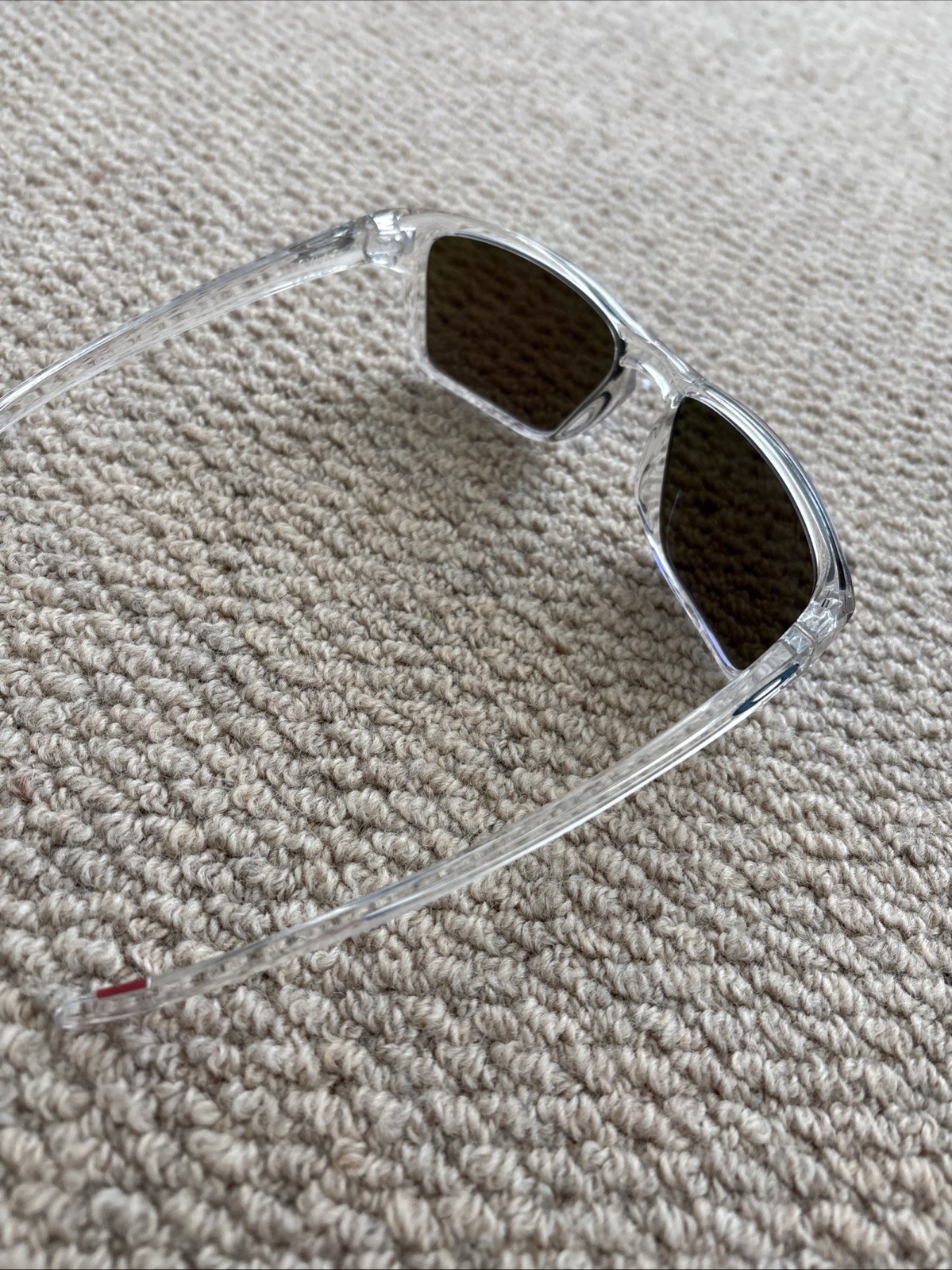 Authentic Never Worn Oakley Holbrook XL Polarized Polished Clear/Prizm Sapphire