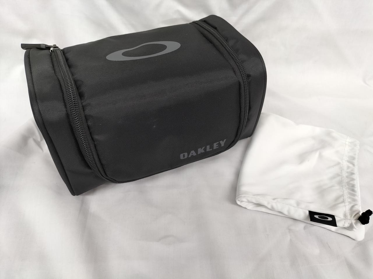OAKLEY snow goggles from Japan