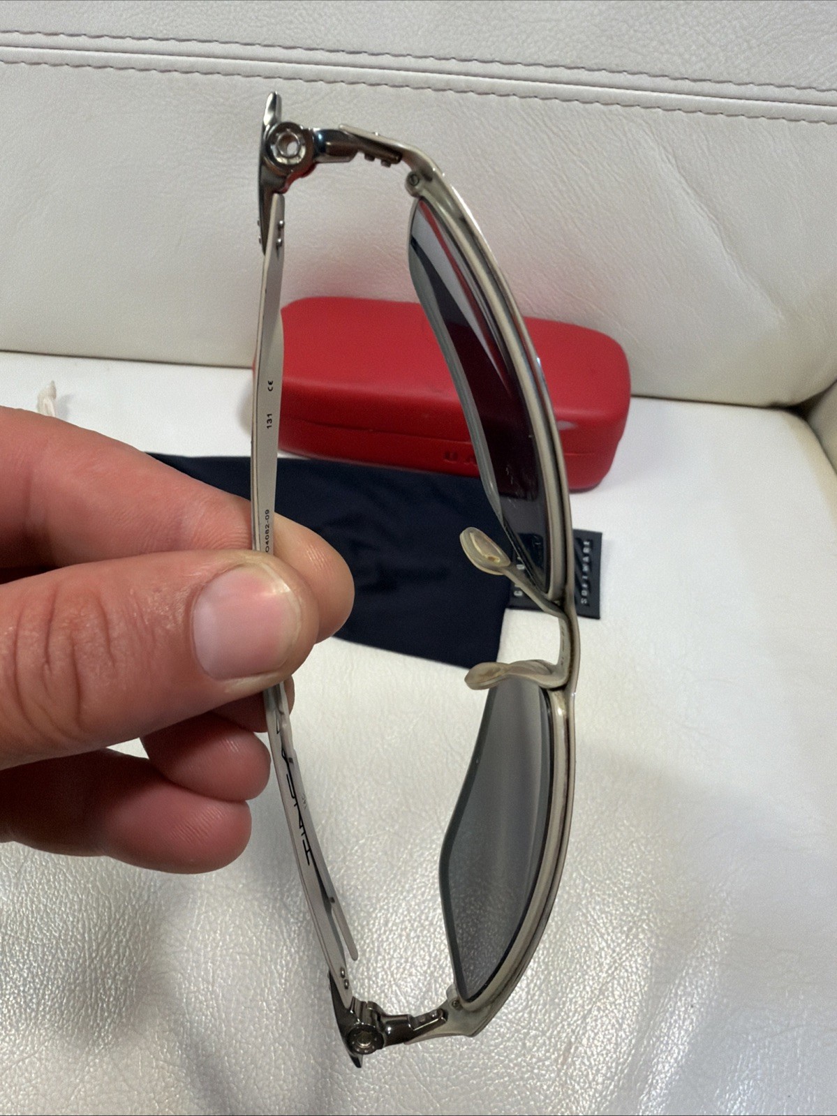 Oakley Tincan Polarized Sunglasses AS SEEN SEE PHOTOS AND DETAILS