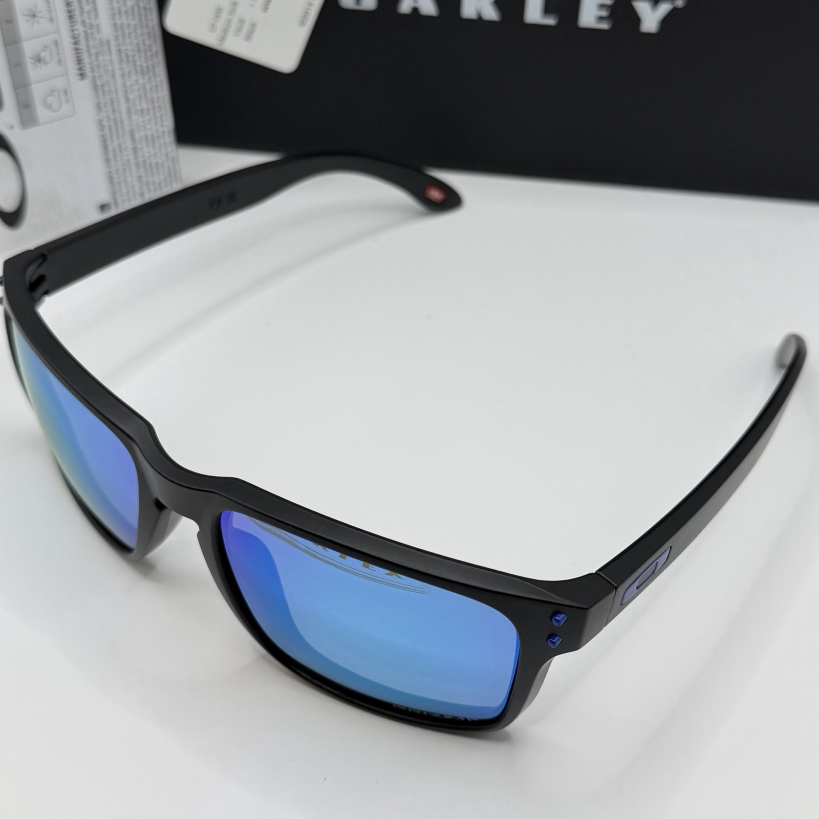 Oakley Holbrook XL – PRIZIM P SUNGLASSES
