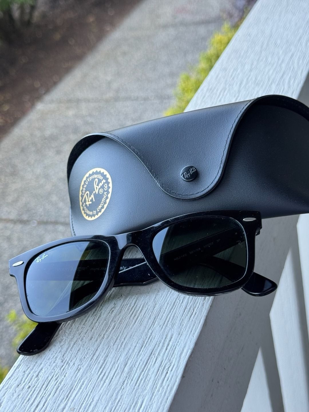 Ray-Ban Original Wayfarer RB2140 901/58 Polarized Sunglasses 50mm