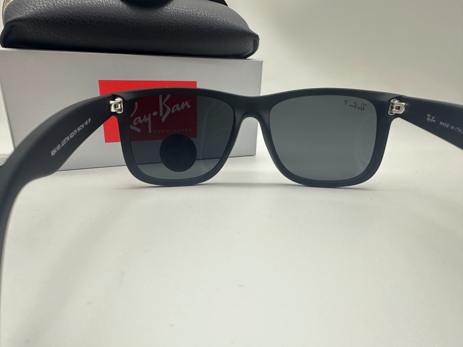 Ray-Ban Justin RB4165 622/2V Polarized Sunglasses Matte Black Blue Lens 54mm New