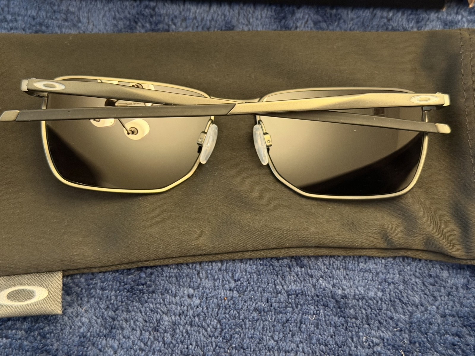 Oakley Sunglasses Ejector OO4142-0358 Carbon Metal Frame / PRIZM Black POLARIZED