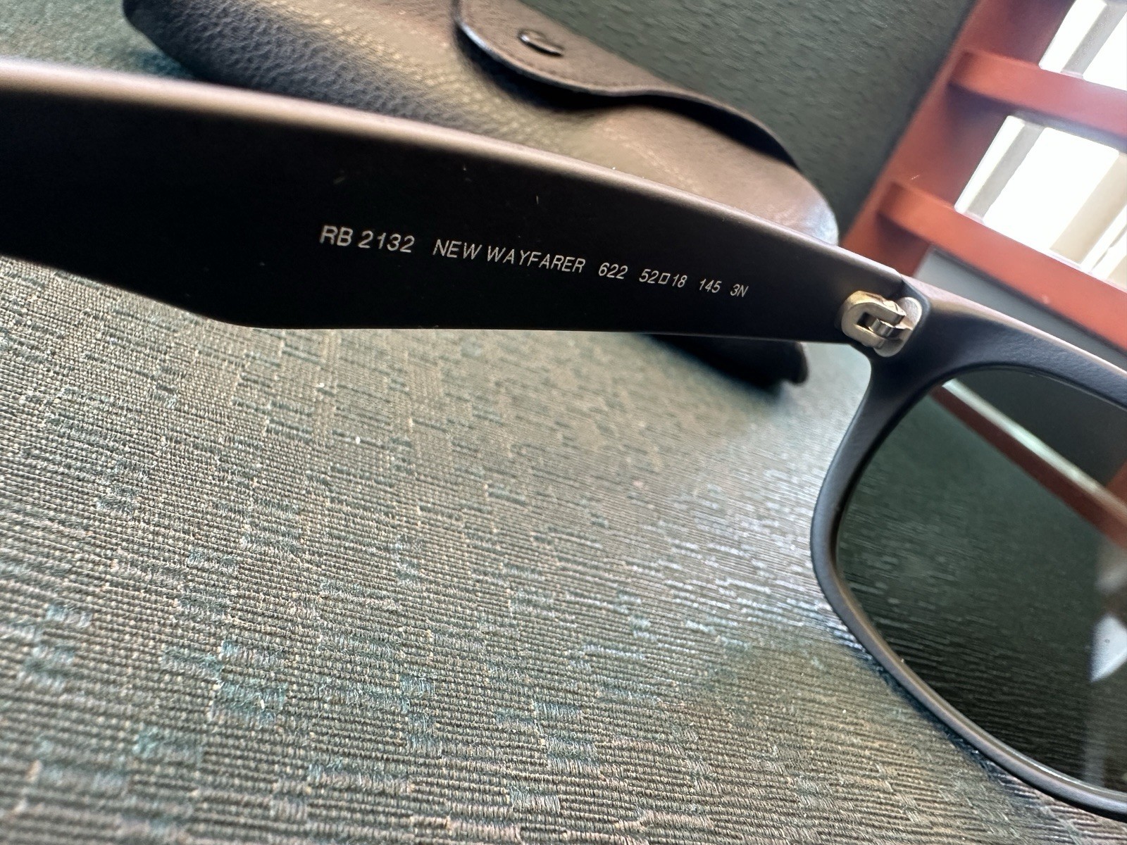 Authentic Ray-Ban New Wayfarer Classic Matte Rubber Green Lens 622-52 18 3N