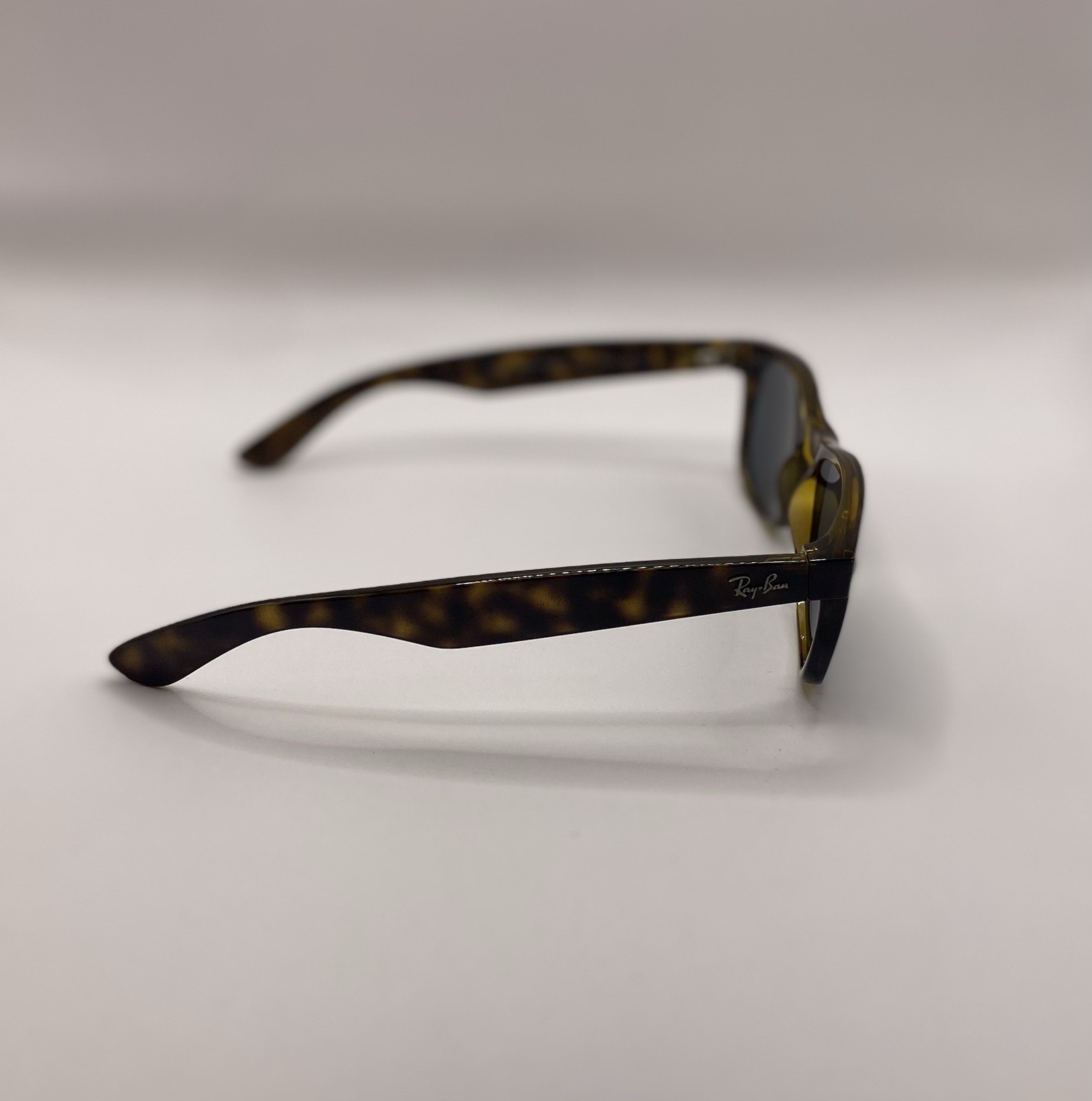 Ray-Ban New Wayfarer Classic RB2132 Tortoise Sunglasses 55mm