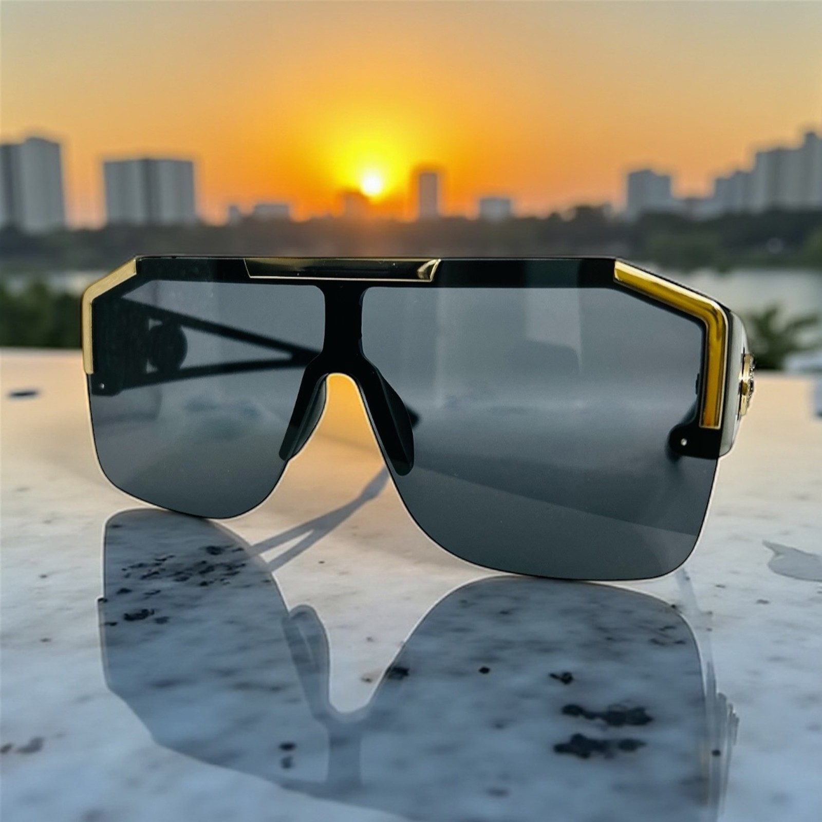 Oversized Sunglasses Luxury Fashion Retro GlassesUV400 Shade Men and Women