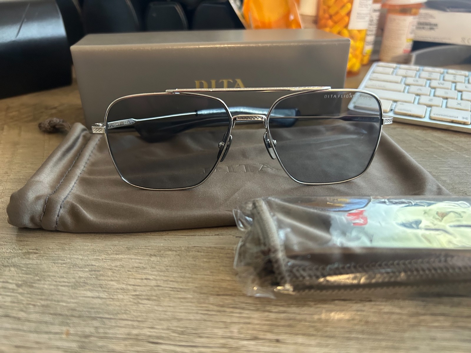 DITA Flight Seven Luxury Eyewear Sunglasses – DTS111-57-09