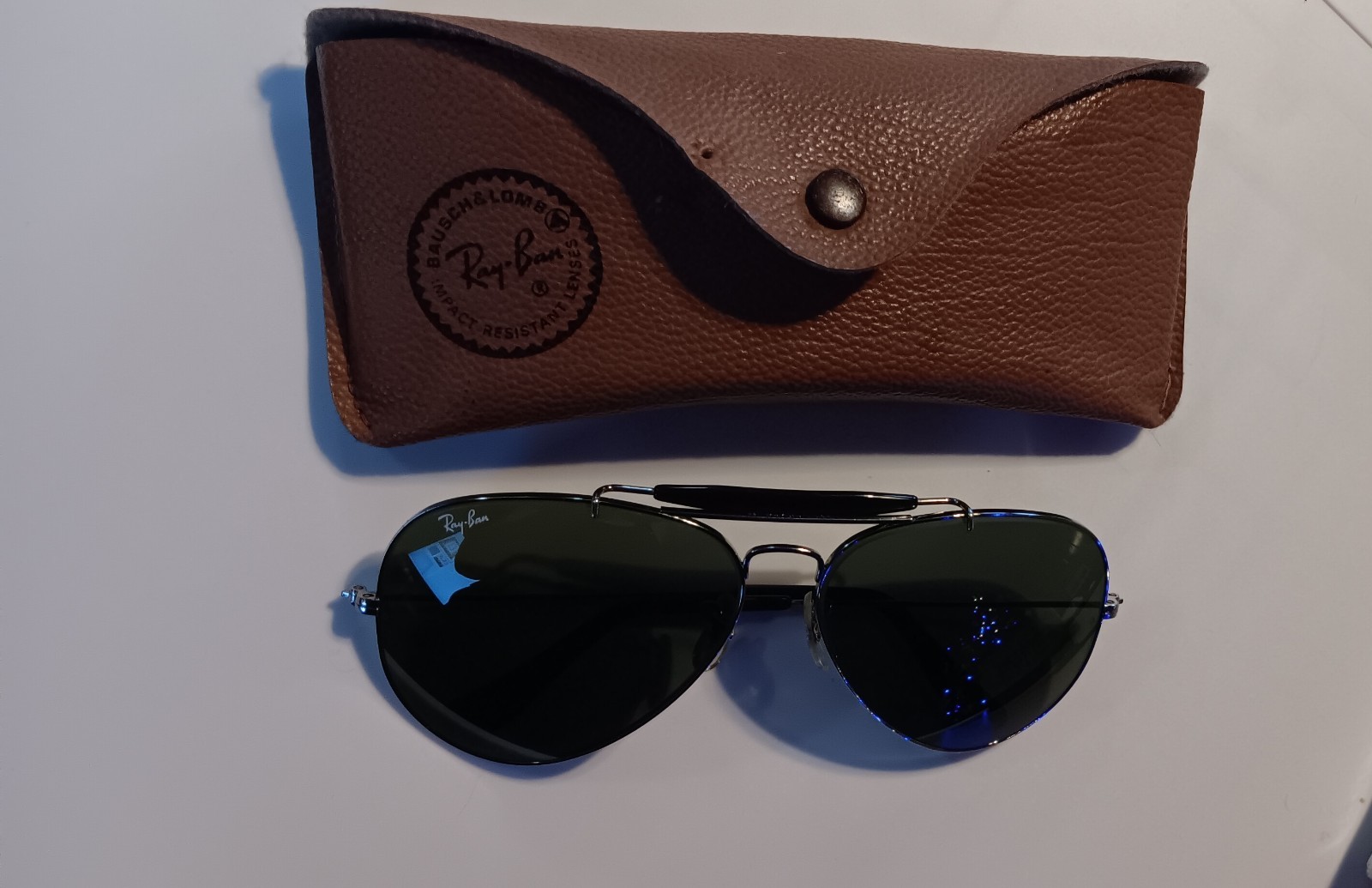 Vintage Ray-Ban Aviator RB3030 Sunglasses Green Lense Stranger Things Mint