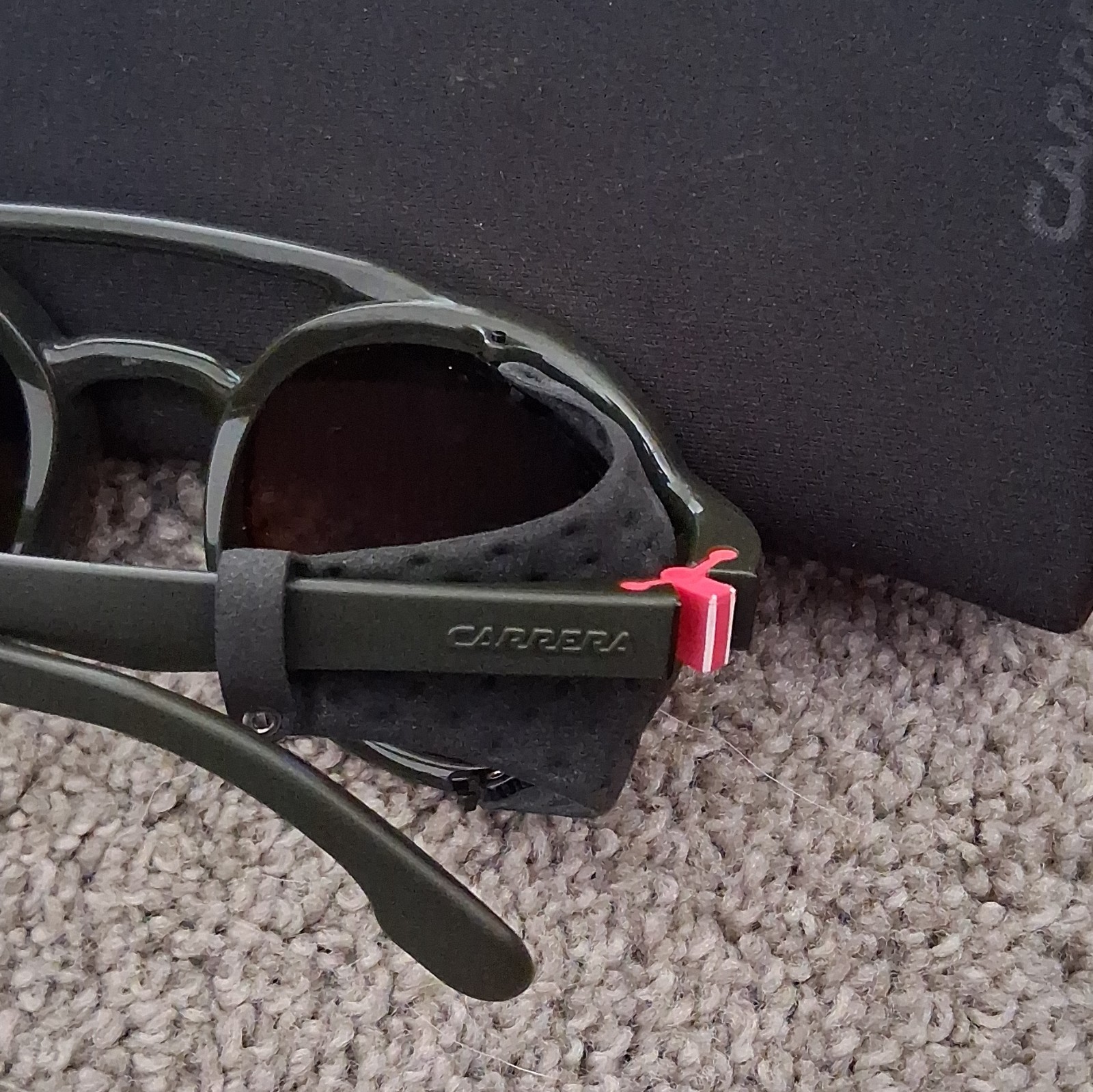 Carrera Men’s Designer Round Sunglasses Green Plastic Frame Brown Mirrored UVA