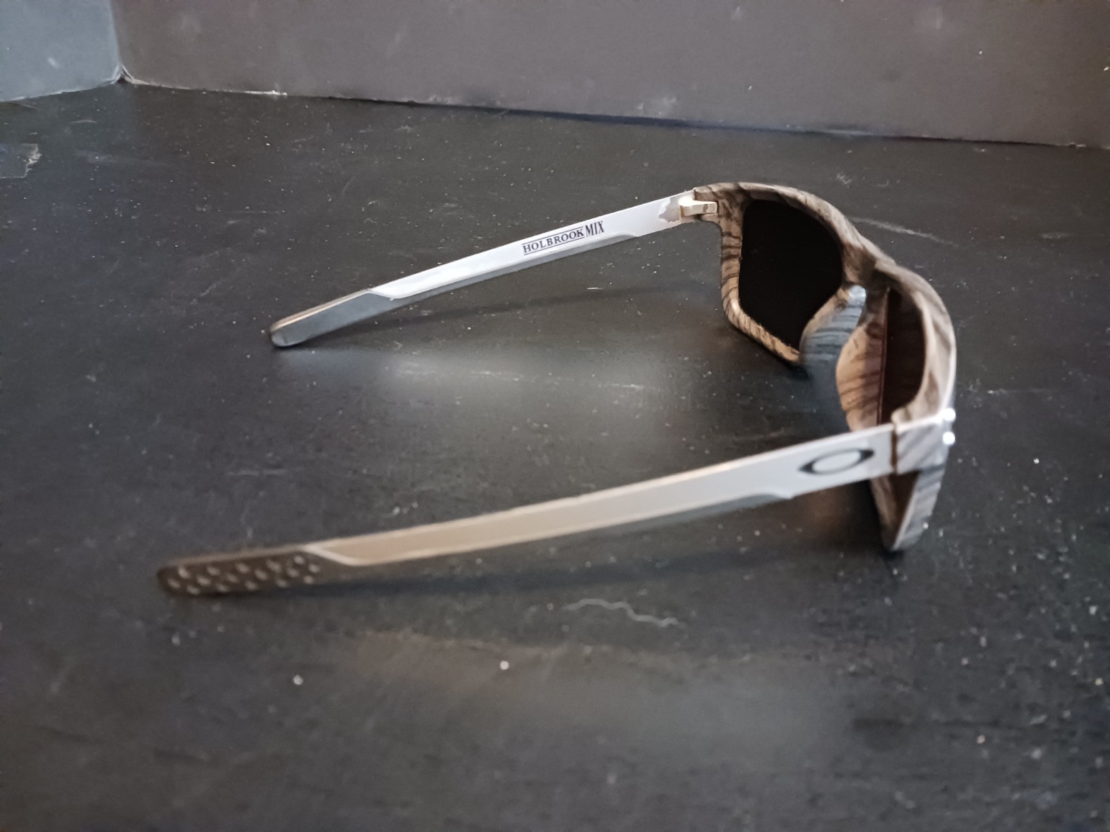 Oakley Holbrook Mix OO9384-0457 Sunglasses Woodgrain Green Mirror 57-17-138