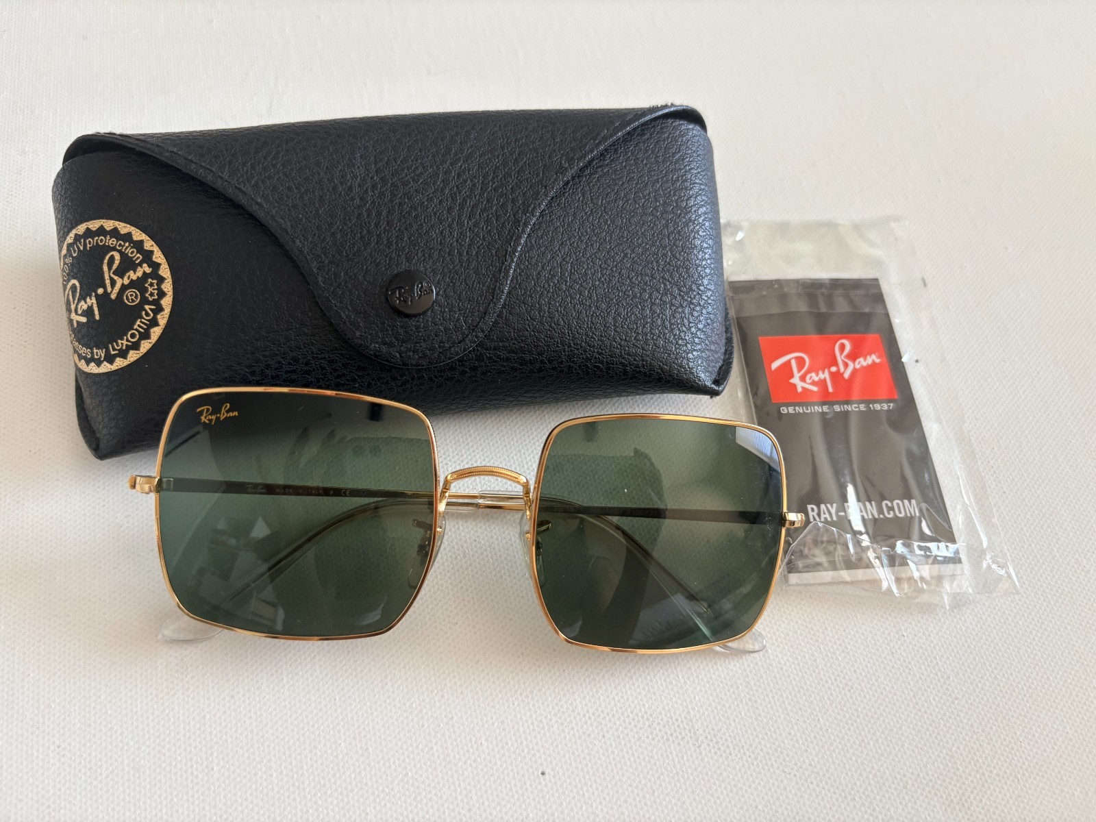 Ray-Ban RB1971 Square Sunglasses in Gold w/ G-15 Green Lenses / Mint Condition