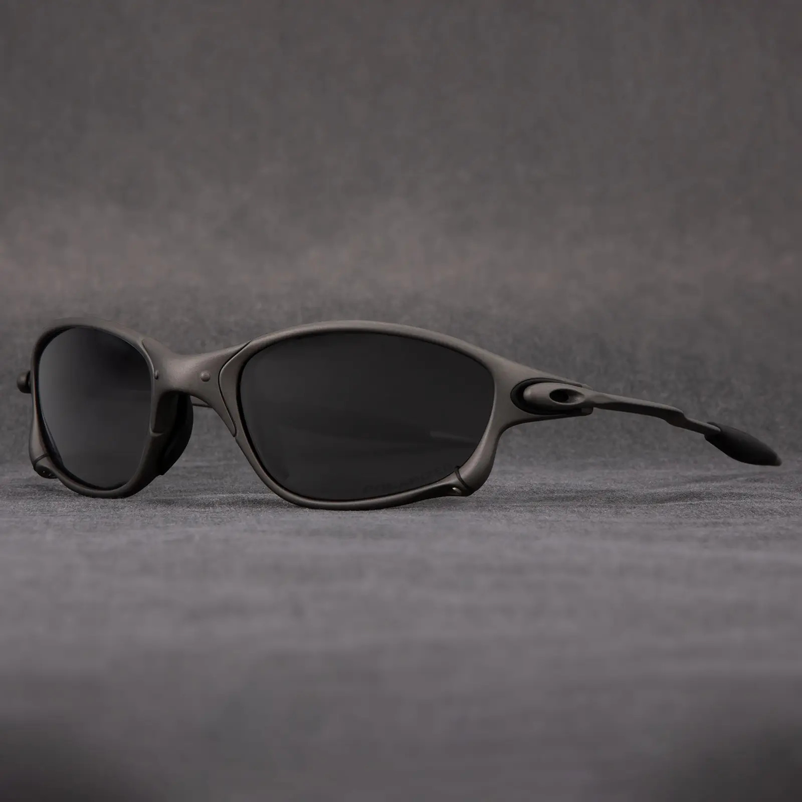 Oakley X Metal Juliet Cyclops Sunglasses Ruby Polarized Glass Titanium Goggles