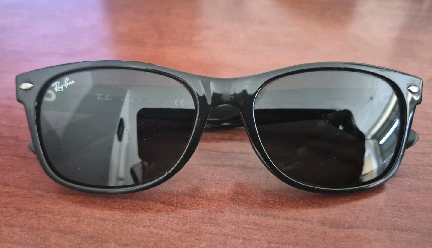 Ray-Ban RB2132 New Wayfarer Men’s Sunglasses Black Frame Polarized 55-18
