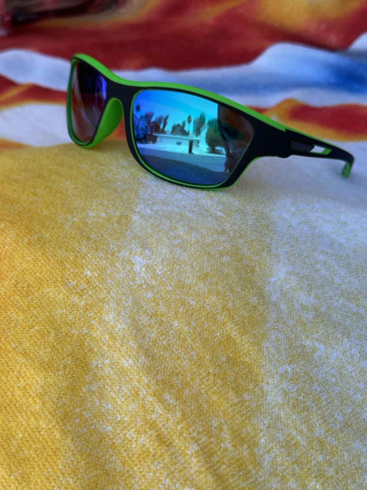 Sunglasses Men Lightweight Reflective Green And Black