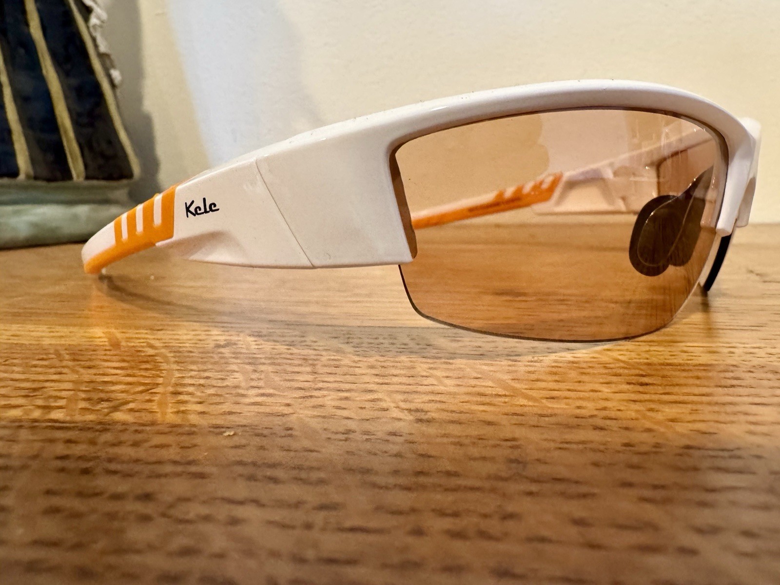 Kele Men’s Lightweight Wrap Golf Sunglasses White Frame Tinted Lenses
