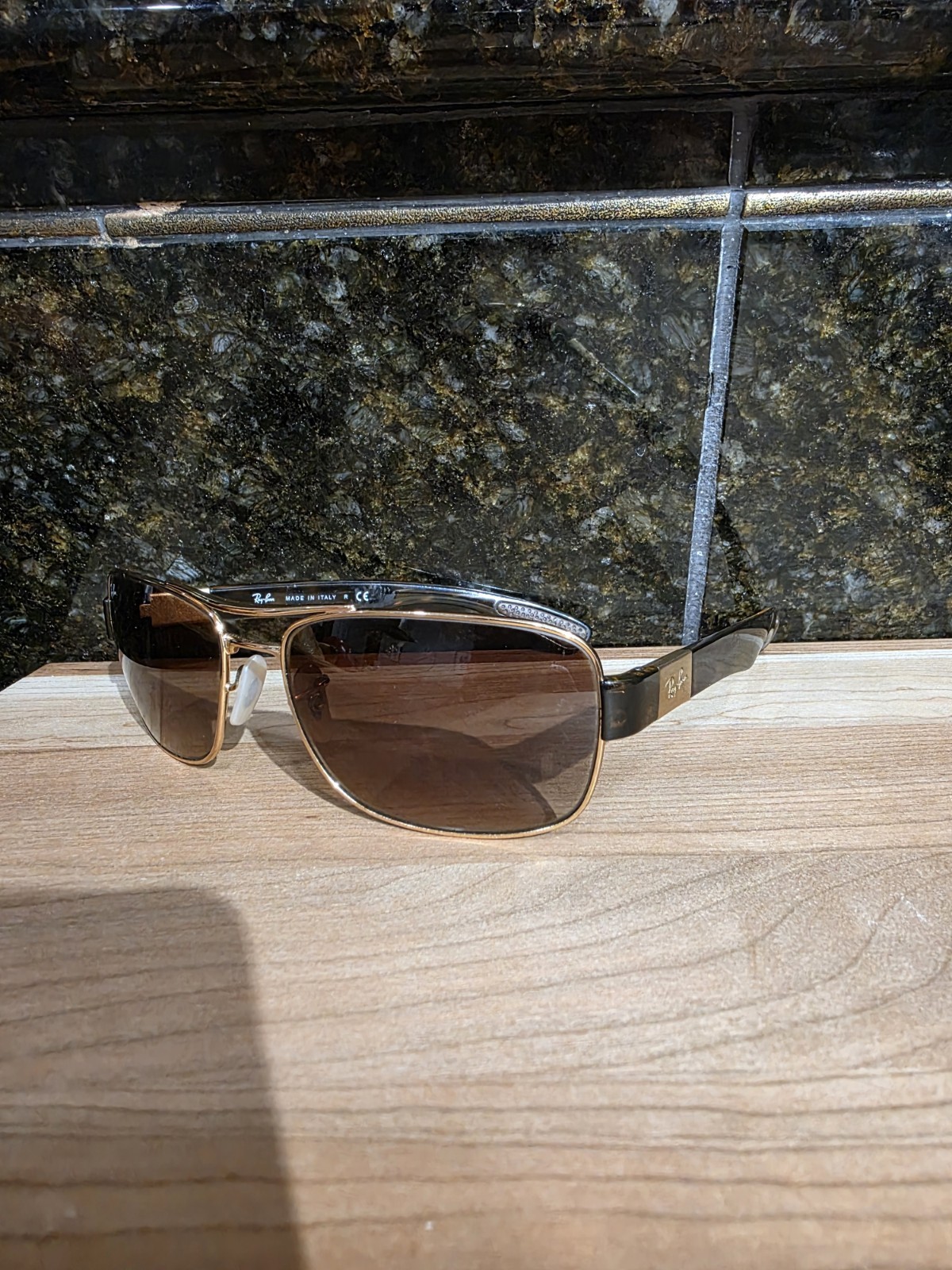 Ray-Ban RB3522 Polished Gold/Brown Gradient 61 mm Sunglasses RB3522 001/13 61-17